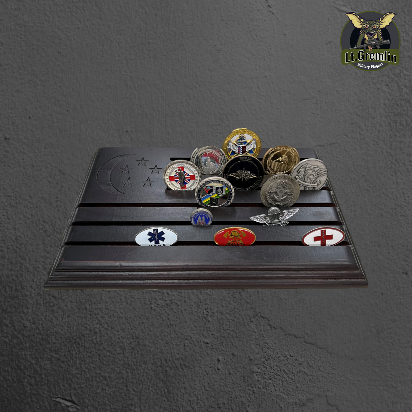 Singapore Flag Challenge Coin Display Rack Gremlin
